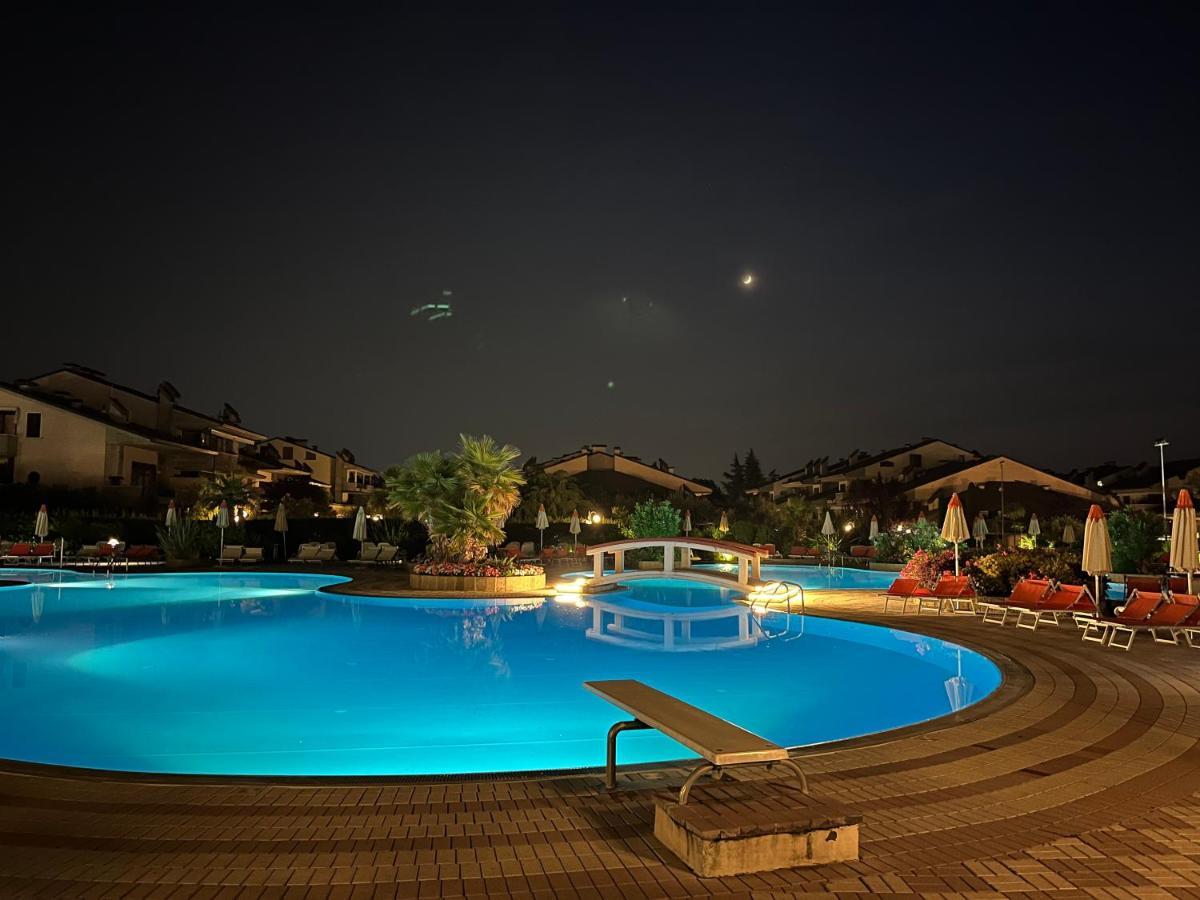 Hébergement de vacances And Pools *